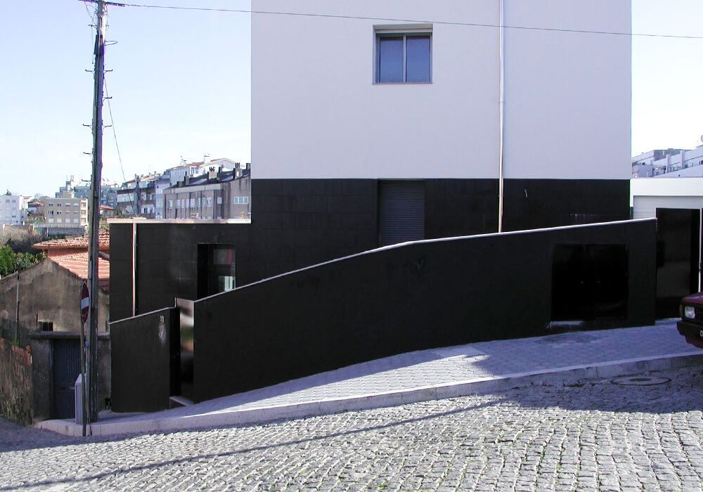 EXTERIOR FRENTE DEPOIS